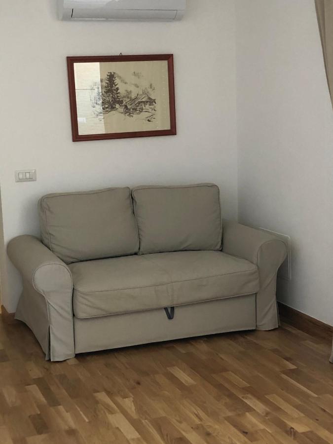 Madd House Bis Rom